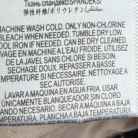 BCBG MaxAzria Vicktoria Black Lace Peplum Hem Top Shirt Size M Short Sleeve - Picture 13 of 14